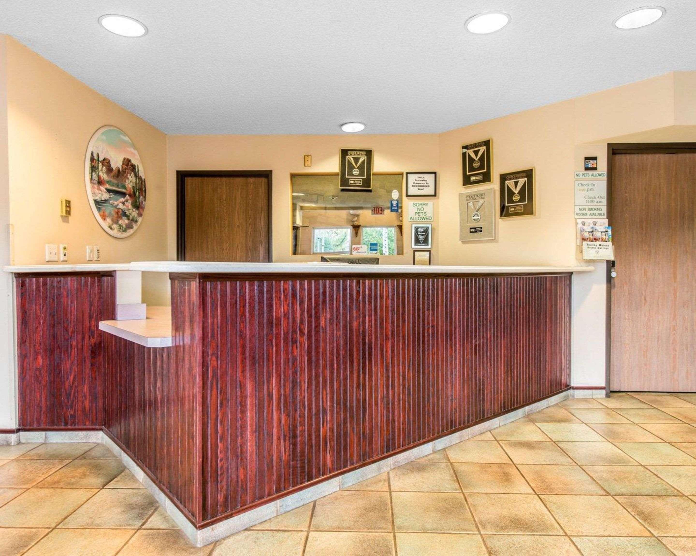 Quality Inn & Suites Manitou Springs At Pikes Peak Dış mekan fotoğraf